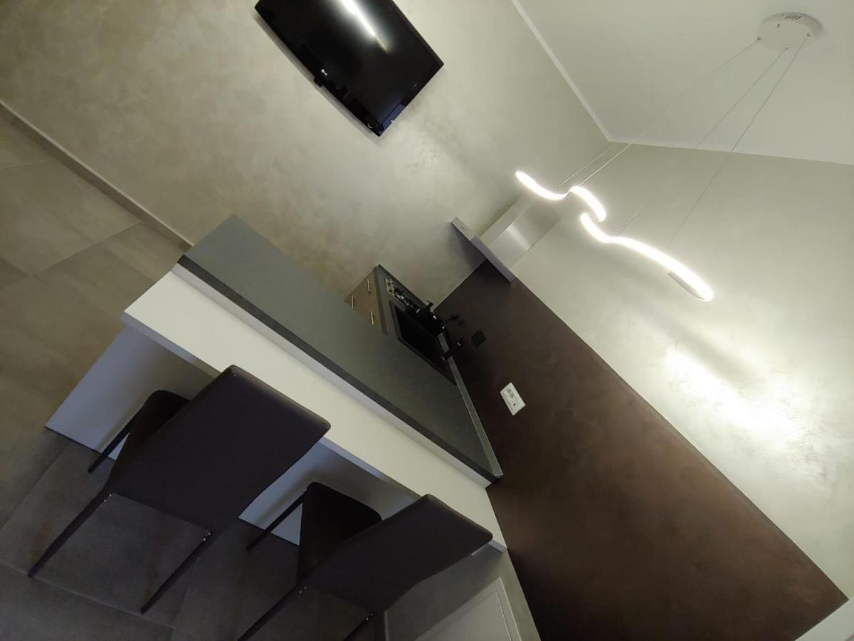 Nf8 Apartment Turin