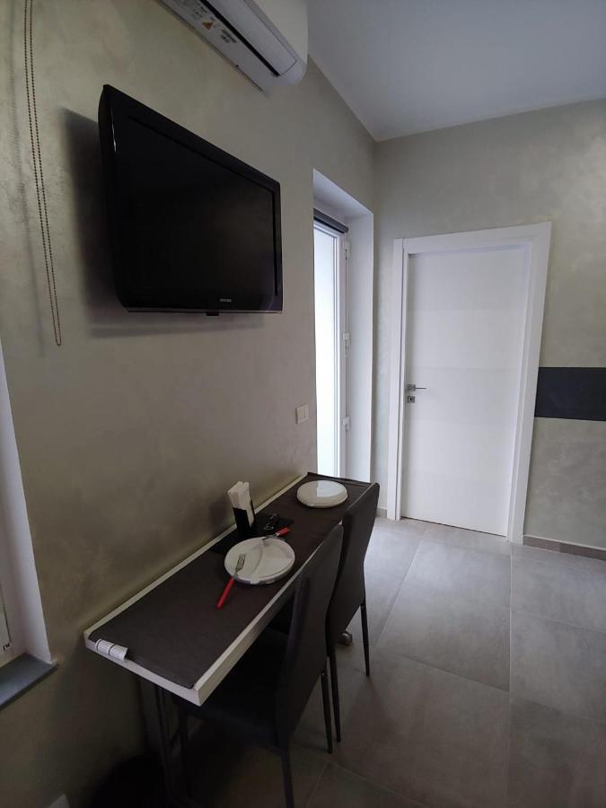 Nf8 Apartment *